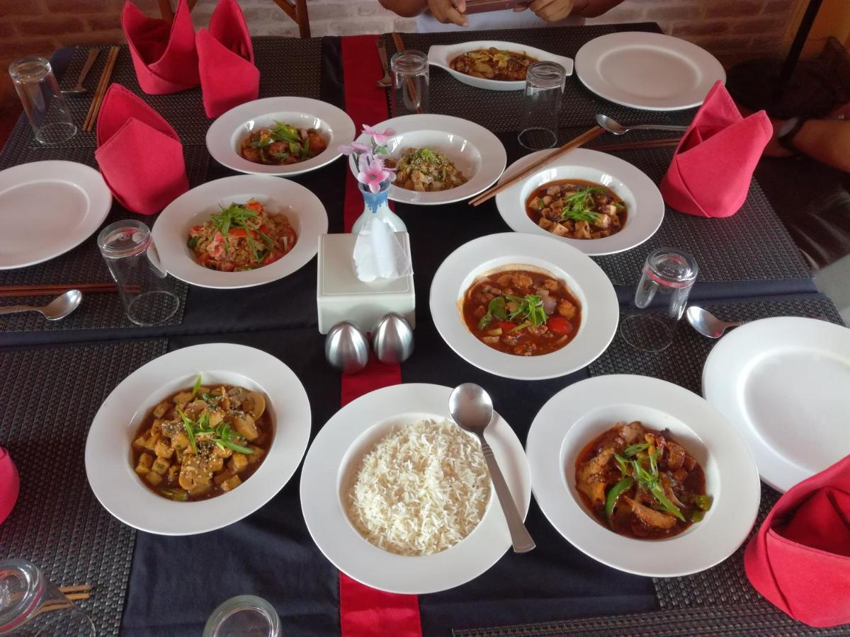 ホテル Khwapa Chhen Bhatgoan エクステリア 写真